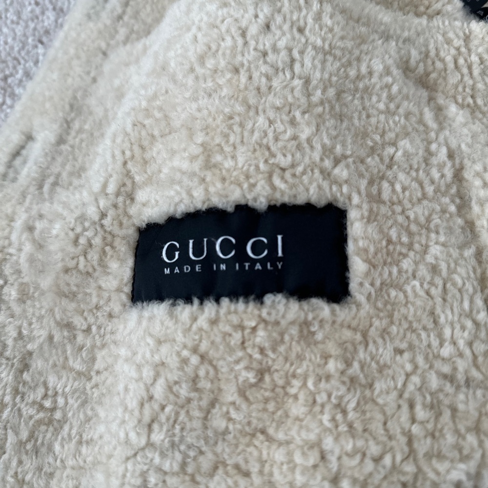 GUCCI Shearling Leather Jacket w/ Belt - Picture 4 of 10